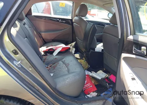 2013 Hyundai Sonata Limited z USA, uszkodzony, nr VIN 5NPEC4AC2DH596380